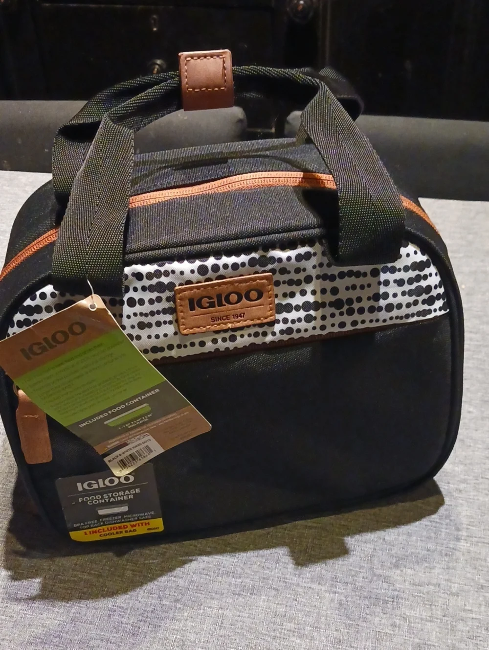 Igloo Repreve Urban Bowler Lunch Bag Combo With Food Container - Black/White